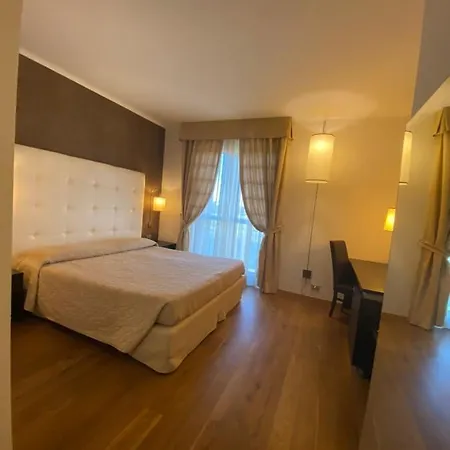 Отель Rioverde 3*
